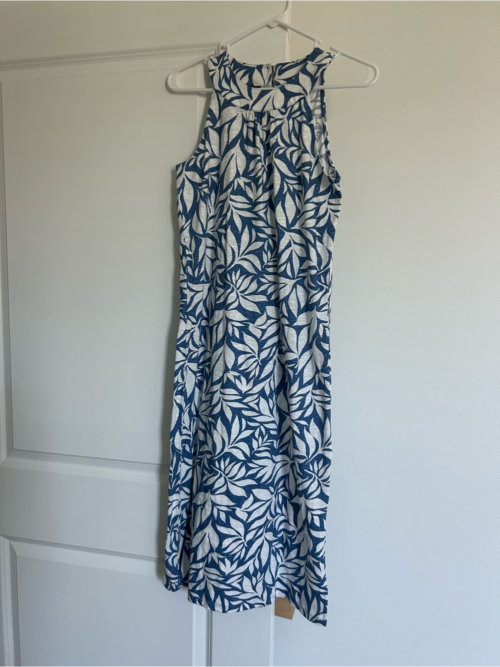 Talbots Navy and White Leaf-Print Sleeveless Midi Dress Size Petite
